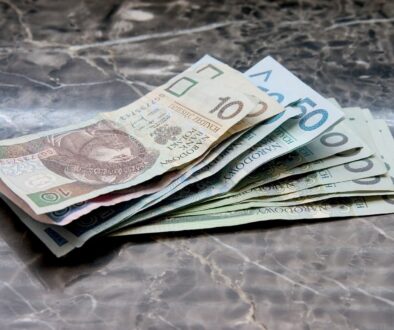 money-g42eb32fa9_1920